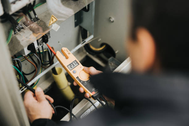 Best Licensed Electrician  in East Canton, OH